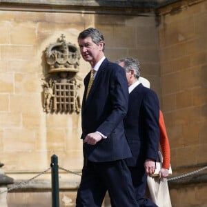 Le vice-amiral Sir Timothy Laurence - La famille royale du Royaume Uni arrive à la chapelle Saint George pour la messe de Pâques au château de Windsor le 9 avril 2023.