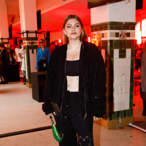 Louane Emera au défilé Victoria / Tomas prêt-à-porter automne-hiver 2023-2024 à la maison de la femme lors de la fashion week à Paris le 28 février 2023. © Christophe Clovis / Bestimage