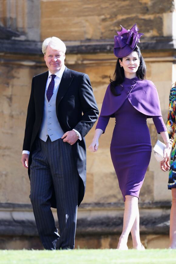 Malgré la mort de leur mère, Charles Spencer est resté proche de ses neveux. 
Charles Spencer et Karen Spencer - Les invités arrivent à la chapelle St. George pour le mariage du prince Harry et de Meghan Markle au château de Windsor, Royaume Uni, le 19 mai 2018. 