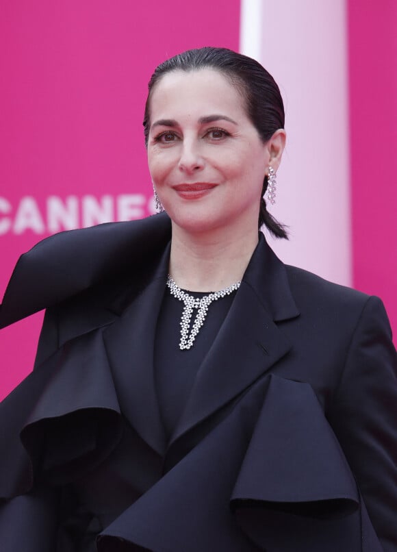Amira Casar - Soirée d'ouverture de CanneSeries Saison 6 au Palais des Festivals de Cannes le 14 Avril 2023. © Denis Guignebourg/Bestimage