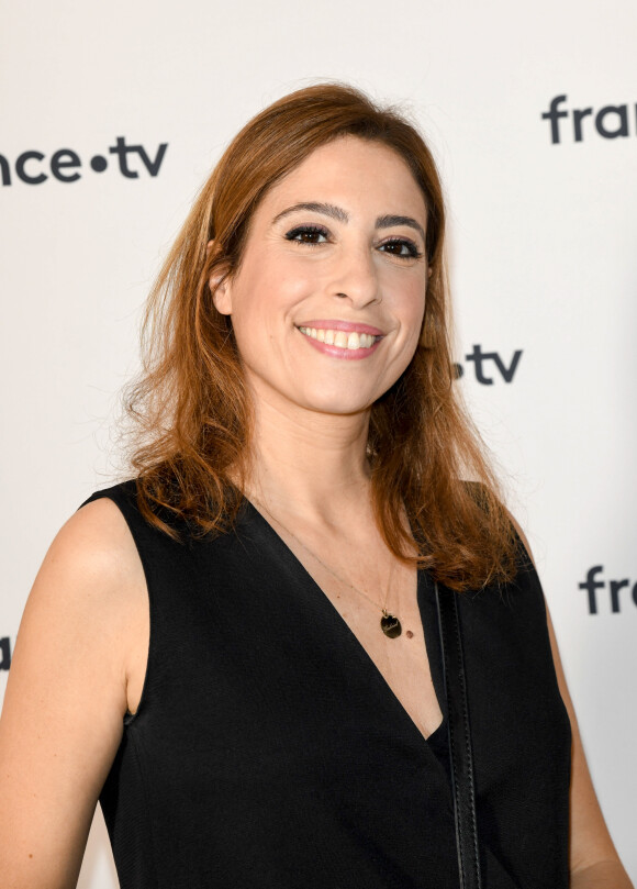 Léa Salamé au photocall de la conférence de presse de France 2 au théâtre Marigny à Paris le 18 juin 2019 © Coadic Guirec / Bestimage