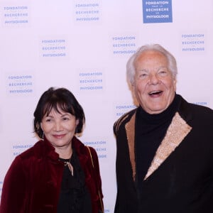 Louisa Morin et Massimo Gargia lors du photocall et du cocktail de la soirée des "Stéthos d'or 2023" à l'hôtel Four Seasons George V à Paris, France, le 27 mars 2023. Les "Stéthos d'Or" récompensent les artistes qui contribuent au bien-être de tous, organisé par la Fondation pour la Recherche en Physiologie. Les "Stéthos d'Or" mettent à l'honneur cette année encore les personnalités qui, par leurs implications et énergies positives, ont contribué à la grande réussite de cette manifestation. Grâce aux dons, les premiers programmes de recherches en France et la construction du laboratoire entièrement dédié à ces derniers ont pu voir le jour. D'autres avancées ont été présentées au cours de cette soirée composée d'un dîner avec les personnalités, de la remise des Stéthos d'Or puis d'une vente aux enchères. © Bellak-Guirec/Bestimage 