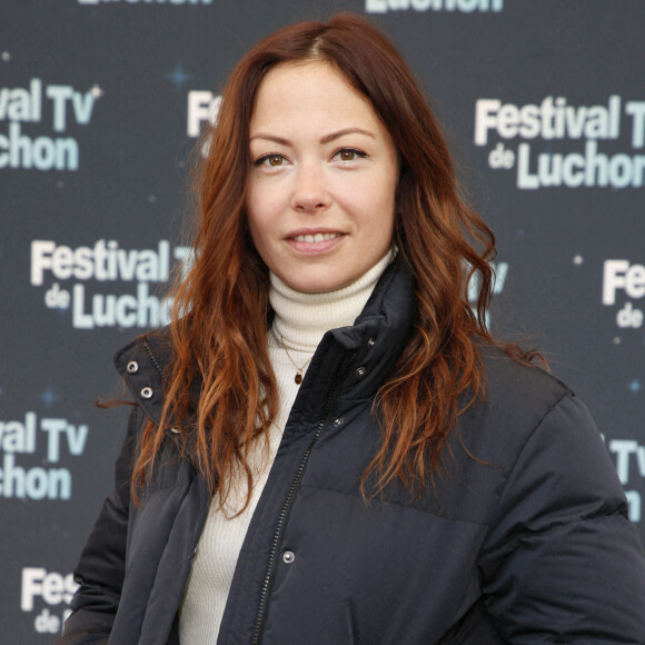 La diffusion de ce long-métrage est ainsi l'occasion de se pencher sur l'actrice, et plus précisément sur sa vie sentimentale.
Dounia Coesens pour La doc et le véto - Photocall lors de la 24ème édition du Festival des Créations TV de Luchon. Le 10 février 2022 © Christophe Aubert via Bestimage
