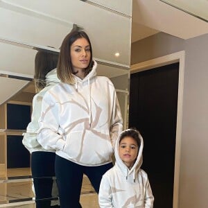 Mélanie Da Cruz avec son fils Swan