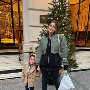 Mélanie Da Cruz avec son fils Swan