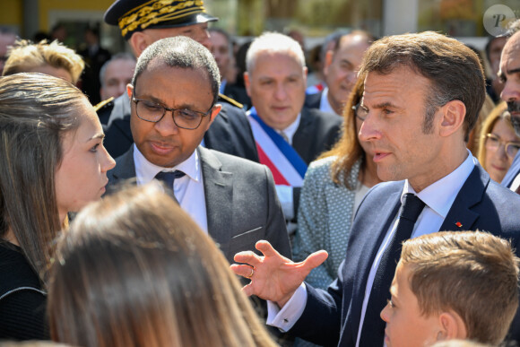 Le président de la République française, Emmanuel Macron visite le collège Louise Michel de Ganges, France, le 20 avril 2023. © Philippe Magoni/Pool/Bestimage