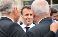 Déplacement agité d'Emmanuel Macron à Ganges (Hérault) peu après la promulgation de la réforme des retraites