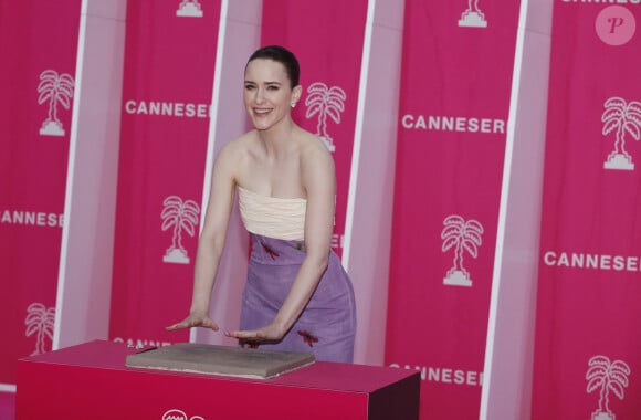 Rachel Brosnahan      - Photocall de la soirée de clôture du festival CanneSeries Saison 6 au Palais des Festivals à Cannes. Le 19 avril 2023 © Denis Guignebourg / Bestimage