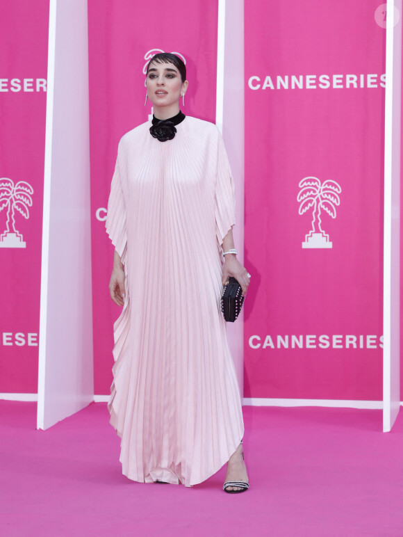 Simona Tabasco      - Photocall de la soirée de clôture du festival CanneSeries Saison 6 au Palais des Festivals à Cannes. Le 19 avril 2023 © Denis Guignebourg / Bestimage