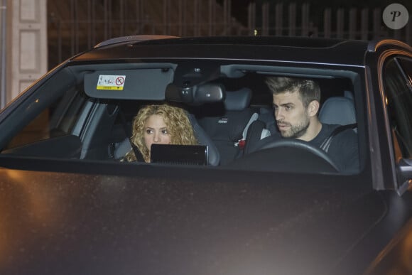 Shakira va fêter son 41ème anniversaire et le 31ème anniversaire de son compagnon le défenseur du FC Barcelone, Gerard Pique, avec des amis et de la famille à leur domicile à Barcelone en Espagne. Le couple est né le 2 février à 10 ans d'intervalle.