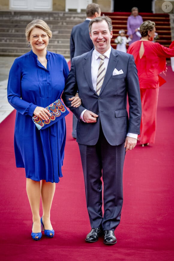 Le Grand-Duc Guillaume et Stephanie de Luxembourg Mariage civil de la princesse Alexandra de Luxembourg et Nicolas Bagory à la mairie de Luxembourg le 22 avril 2023.