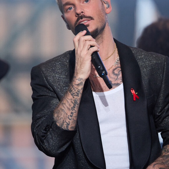 Il a avoué lui-même s'être laissé aller en mangeant n'importe quoi.
Exclusif - M.Pokora - Enregistrement de l'émission "Les 50 ans du Disco, les stars chantent pour le Sidaction" au Dôme de Paris, France, le 15 mars 2023, diffusée le 25 mars sur France 2. © Guirec-Moreau/Bestimage