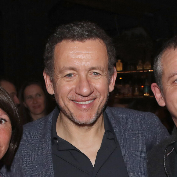 Tout comme son frère Alexis et d'autres membres de sa famille.
Exclusif - Prix Spécial - Dany Boon (réalisateur du film) avec son frère Alexis en famille - Avant-première du film "La Vie pour de vrai" au cinéma Pathé Wepler à Paris le 18 avril 2023. © Bertrand Rindoff / Bestimage
