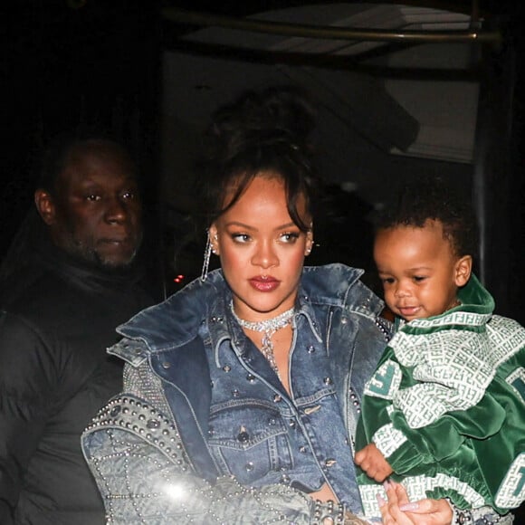 Rihanna, enceinte, va dîner au restaurant Cesar à Paris avec son bébé le 20 avril 2023. ---
