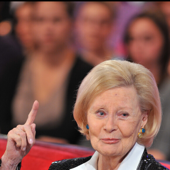 Michele Morgan - Enregistrement de l'émission Vivement Dimanche  © Guillaume Gaffiot/Bestimage
