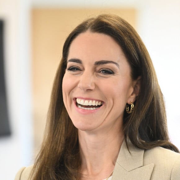 Elle a expliqué que ce n'était pas du tout dans les projets. 
Catherine (Kate) Middleton, princesse de Galles, arrive pour une visite à The Baby Bank à Windsor pour en savoir plus sur le travail crucial que l'organisation effectue pour soutenir les familles dans le besoin de Windsor, Maidenhead, Slough, Berkshire, Buckinghamshire et les régions environnantes. Windsor, le 24 avril 2023. 