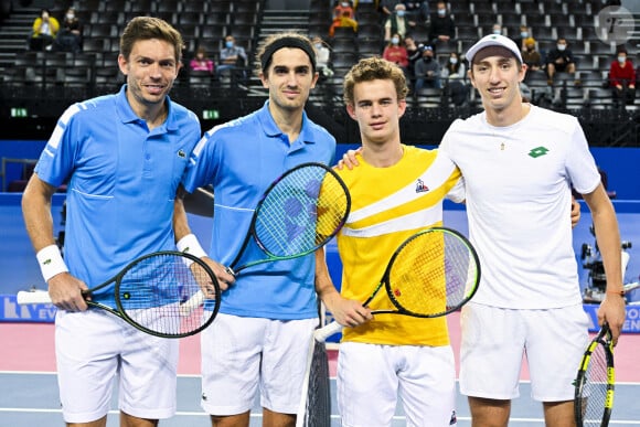 "Une grande aventure arrive. Tellement fier que notre petite famille devienne plus grande !", déclare le tennisman français
 
Pierre Hugues Herbert (Fra) et Nicolas Mahut (Fra) et Sascha Gueymard Wayenburg (Fra) et Luca Van Assche (Fra) lors de l'Open Sud de France 2022 à Montpellier, France, le 4 février 2022. © Jean-Baptiste Autissier/Panoramic/Bestimage