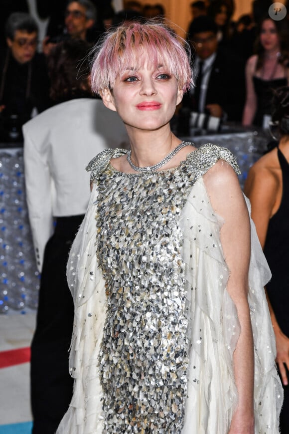 Marion Cotillard - Les célébrités arrivent à la soirée du "MET Gala 2023" à New York, le 1er mai 2023.