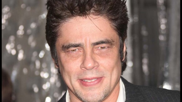 Benicio del Toro encore plus délicieux qu'Eva Longoria et Eva Mendes...