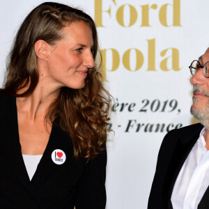 Alain Chabat et sa femme Tiara Comte - Photocall de la soirée de remise de prix du festival Lumière 2019 à Lyon le 18 octobre 2019. © Romain Doucelin / Bestimage