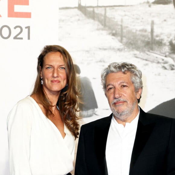 Alain Chabat et sa femme Tiara Comte - Cérémonie d'ouverture du Festival Lumière 2021 à Lyon le 9 octobre 2021. © Dominique Jacovides / Bestimage