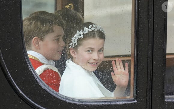 Le prince George de Galles,La princesse Charlotte de Galles, Le prince Louis de Galles - Sortie de la cérémonie de couronnement du roi d'Angleterre à l'abbaye de Westminster de Londres, Royaume Uni, le 6 mai 2023.