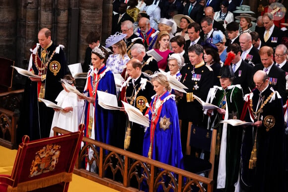 Les invités à la cérémonie de couronnement du roi d'Angleterre à l'abbaye de Westminster de Londres Le prince William, prince de Galles, et Catherine (Kate) Middleton, princesse de Galles, La princesse Charlotte de Galles, Le prince Louis de Galles, Le prince Edward, duc d'Edimbourg et Sophie, duchesse d'Edimbourg, James Mountbatten-Windsor, Comte de Wessex, Lady Louise Windsor, Le duc et la duchesse de Gloucester, Vice Admiral Sir Tim Laurence et La princesse Anne, Le prince Andrew, duc d'York, La princesse Beatrice d'York et son mari Edoardo Mapelli Mozzi, La princesse Eugenie d'York et son mari Jack Brooksbank et Le prince Harry, duc de Sussex - Les invités à la cérémonie de couronnement du roi d'Angleterre à l'abbaye de Westminster de Londres, Royaume Uni, le 6 mai 2023.