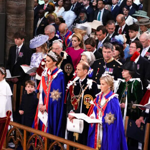 Les invités à la cérémonie de couronnement du roi d'Angleterre à l'abbaye de Westminster de Londres Le prince William, prince de Galles, et Catherine (Kate) Middleton, princesse de Galles, La princesse Charlotte de Galles, Le prince Louis de Galles, Le prince Edward, duc d'Edimbourg et Sophie, duchesse d'Edimbourg, James Mountbatten-Windsor, Comte de Wessex, Lady Louise Windsor, Le duc et la duchesse de Gloucester, Vice Admiral Sir Tim Laurence et La princesse Anne, Le prince Andrew, duc d'York, La princesse Beatrice d'York et son mari Edoardo Mapelli Mozzi, La princesse Eugenie d'York et son mari Jack Brooksbank et Le prince Harry, duc de Sussex - Les invités à la cérémonie de couronnement du roi d'Angleterre à l'abbaye de Westminster de Londres, Royaume Uni, le 6 mai 2023.