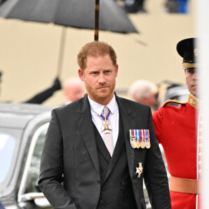 Le prince Harry, duc de Sussex - Les invités arrivent à la cérémonie de couronnement du roi d'Angleterre à l'abbaye de Westminster de Londres, Royaume Uni, le 6 mai 2023