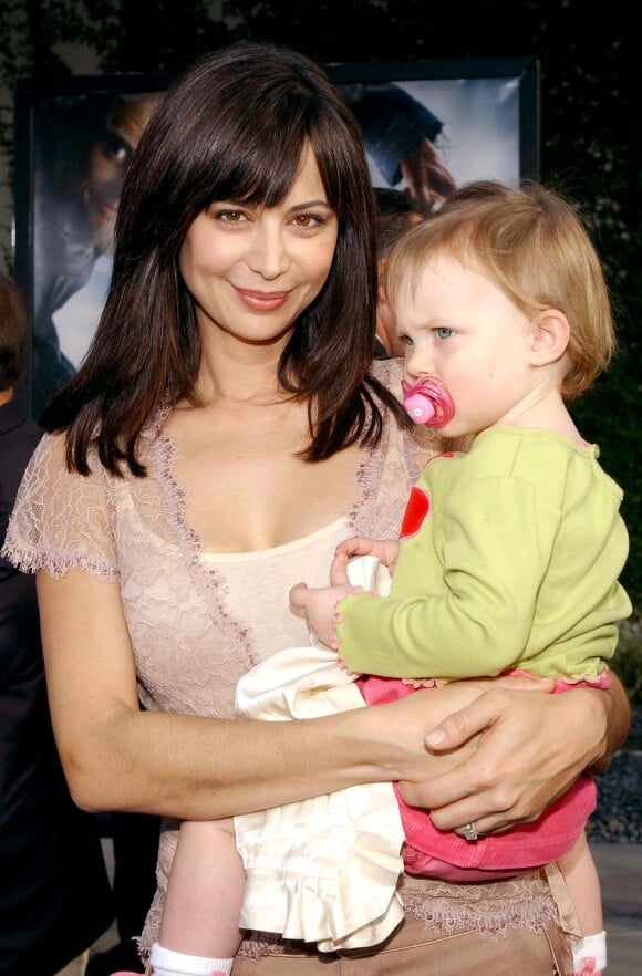 Catherine Bell et sa fille Gemma, en 2004