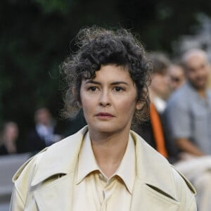 Audrey Tautou lors du défilé de mode Homme printemps-été 2023 Ami - Alexandre Mattiussi, au Sacré-Cœur à Paris, France, le 23 juin 2022.  A model walks the runway during the AMI - Alexandre Mattiussi Menswear Spring Summer 2023 show as part of Paris Fashion Week on June 23, 2022 in Paris, France. 