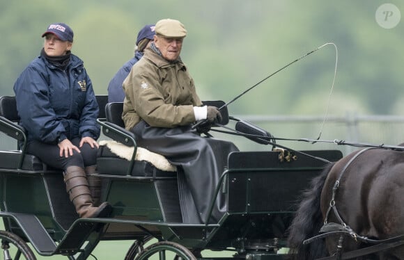 Le prince Philip, duc d'Edimbourg - Lady Louise Windsor participe à un cours de conduite de calèche au Royal Windsor Horse Show. Windsor, le 9 mai 2019. 
