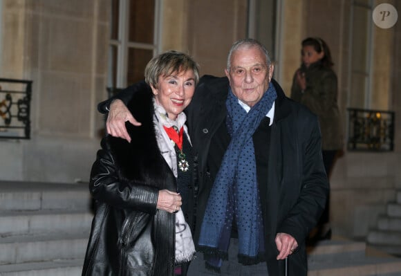 Julia Kristeva - écrivain - psychanalyste - professeur émerite des universités - lauréate du prix Holberg - Commandeur de la légion d'honneur avec son mari Philippe Sollers - Remise collective de médailles par le Président de la République, François Hollande au Palais de l'Elysée à Paris le 18 février 2015.