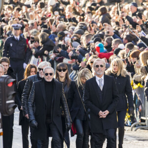 Pierre Billon et Jean-Claude Darmon - Arrivées des personnalités en l'église de La Madeleine pour les obsèques de Johnny Hallyday à Paris. Le 9 décembre 2017 
