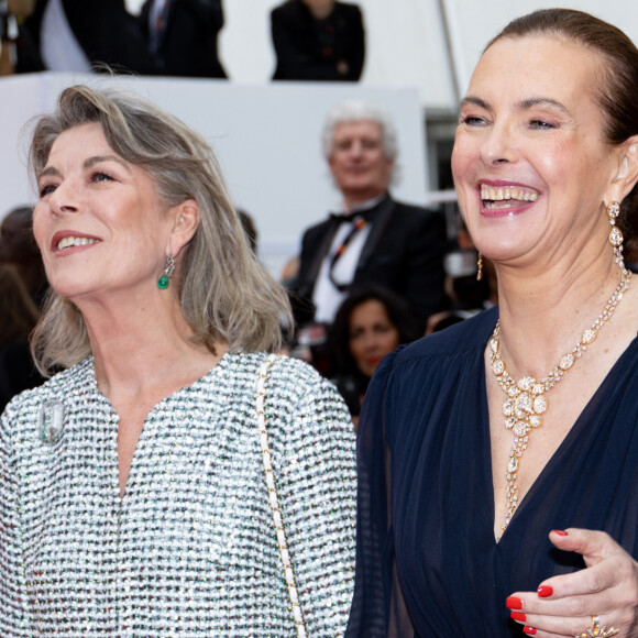 La princesse Caroline de Hanovre et Carole Bouquet - Montée des marches du film " Killers of the flower moon " lors du 76ème Festival International du Film de Cannes, au Palais des Festivals à Cannes. Le 20 mai 2023 © Jacovides-Moreau / Bestimage