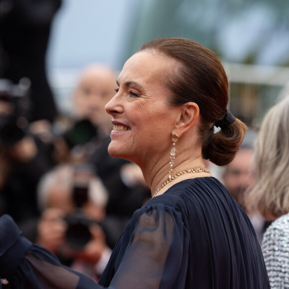 Carole Bouquet - Montée des marches du film « Killers of the flower moon » lors du 76ème Festival International du Film de Cannes, au Palais des Festivals à Cannes. Le 20 mai 2023 © Olivier Borde / Bestimage