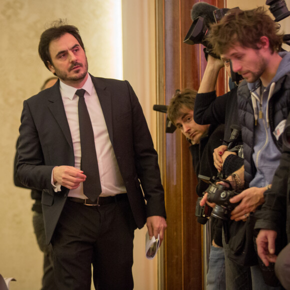 Harold Hauzy, conseiller en communication de Manuel Valls - Manuel Valls, candidat à la primaire des socialistes pour les élections présidentielles, présente les grandes orientations de son projet lors d'une conférence à la Maison de la Chimie à Paris, le 3 janvier 2017. © Cyril Moreau/Bestimage