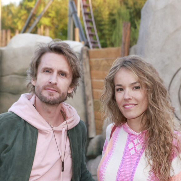 Exclusif - Philippe Lacheau et sa compagne Elodie Fontan lors de l'inauguration du festival Toutatis au Parc Asterix à Plailly le 12 mai 2023. © Christophe Aubert via Bestimage 