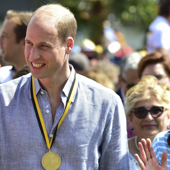 Alors que le Prince s'apprête à traverser l'Atlantique en aviron... 
Le prince William, duc de Cambridge, et Kate Catherine Middleton, duchesse de Cambridge - Le couple princier d'Angleterre lors d'une compétition d'aviron à Heidelberg, à l'occasion de leur voyage de trois jours en Allemagne. Le 20 juillet 2017 