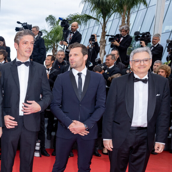 Charles Berling, Marilyne Canto, Pierre Deladonchamps, Géraldine Danon, Stéphane Caillard, Samuel Jouy, Alexis Michalik et Victor Hadida - Montée des marches du film "The zone of interest" lors du 76ème Festival International du Film de Cannes, au Palais des Festivals à Cannes, France, le 19 mai 2023. © Olivier Borde/Bestimage