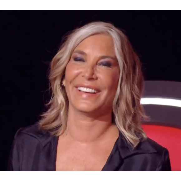 Florent Pagny suscite l'émotion en débarquant avec surprise sur la scène de "The Voice" - TF1