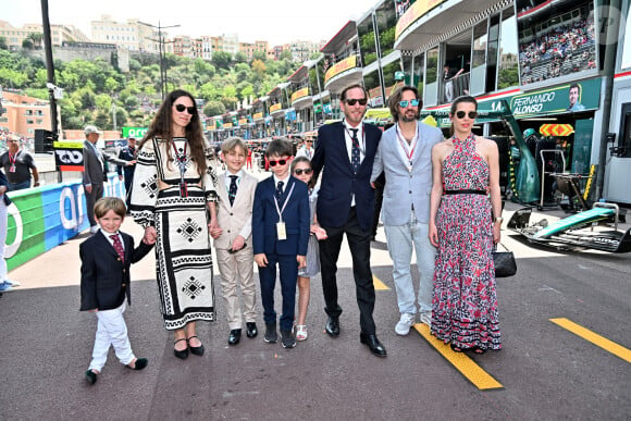 Andrea Casiraghi, sa femme Tatiana Santo Domingo et leurs enfants, India, Maximilian et Sacha Casiraghi, Charlotte Casiraghi et son mari Dimitri Rassam - La famille princière de Monaco lors du 80ème Grand Prix de Monaco de Formule 1 à Monaco le 28 mai 2023. © Bruno Bebert/Bestimage 