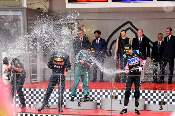 Michel Boeri, la princesse Charlène de Monaco, le prince Albert II de Monaco, le roi de Malaisie, Abdullah Shah, Andrea Casiraghi, Fernando Alonso, Max Verstappen, Esteban Ocon - Remise de prix du 80ème Grand Prix de Monaco de Formule 1 à Monaco le 28 Mai 2023. © Bruno Bebert/Bestimage 