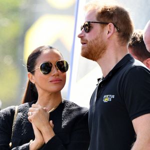 Rien ne va plus entre Meghan Markle et le prince Harry ?
Le prince Harry et Meghan Markle lors du "Land Rover Challenge" au premier jour des Invictus Games à La Haye.