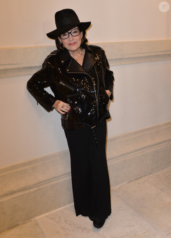 Nana Mouskouri lors du photocall du dernier défilé de mode Haute-Couture printemps-été 2020 "Jean-Paul Gaultier" au théâtre du Châtelet à Paris, France, le 22 janvier 2020. © Veeren-Clovis/Bestimage