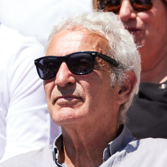 Il était avec Estelle Denis
Raymond Domenech en tribunes lors des Internationaux de France de tennis de Roland Garros 2023 à Paris, France, le 2 juin 2023. © Moreau-Jacovides/Bestimage