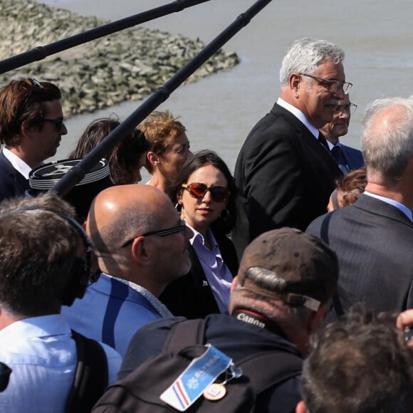 Emmanuel et Brigitte Macron se rendent au Mont Saint-Michel, le 5 juin 2023, à l'occasion de la célébration du millénaire de l'église abbatiale. © Stéphane Lemouton / Bestimage