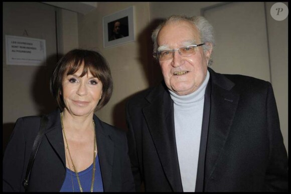 Danièle Evenou et son mari Georges Fillioud pour le spectacle Enfin sur scène ? de Gaspard Proust, au Studio des Champs-Elysées, le 18 février 2010 !