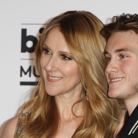 Céline Dion et son fils René-Charles Angélil au press room de la soirée Billboard Music Awards à T-Mobile Arena à Las Vegas, le 22 mai 2016.