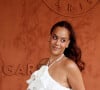 La chanteuse avait posé seule au Village
Amel Bent - Célébrités au Village lors des Internationaux de France de tennis de Roland Garros 2023 à Paris le 10 juin 2023. © Jacovides-Moreau/Bestimage